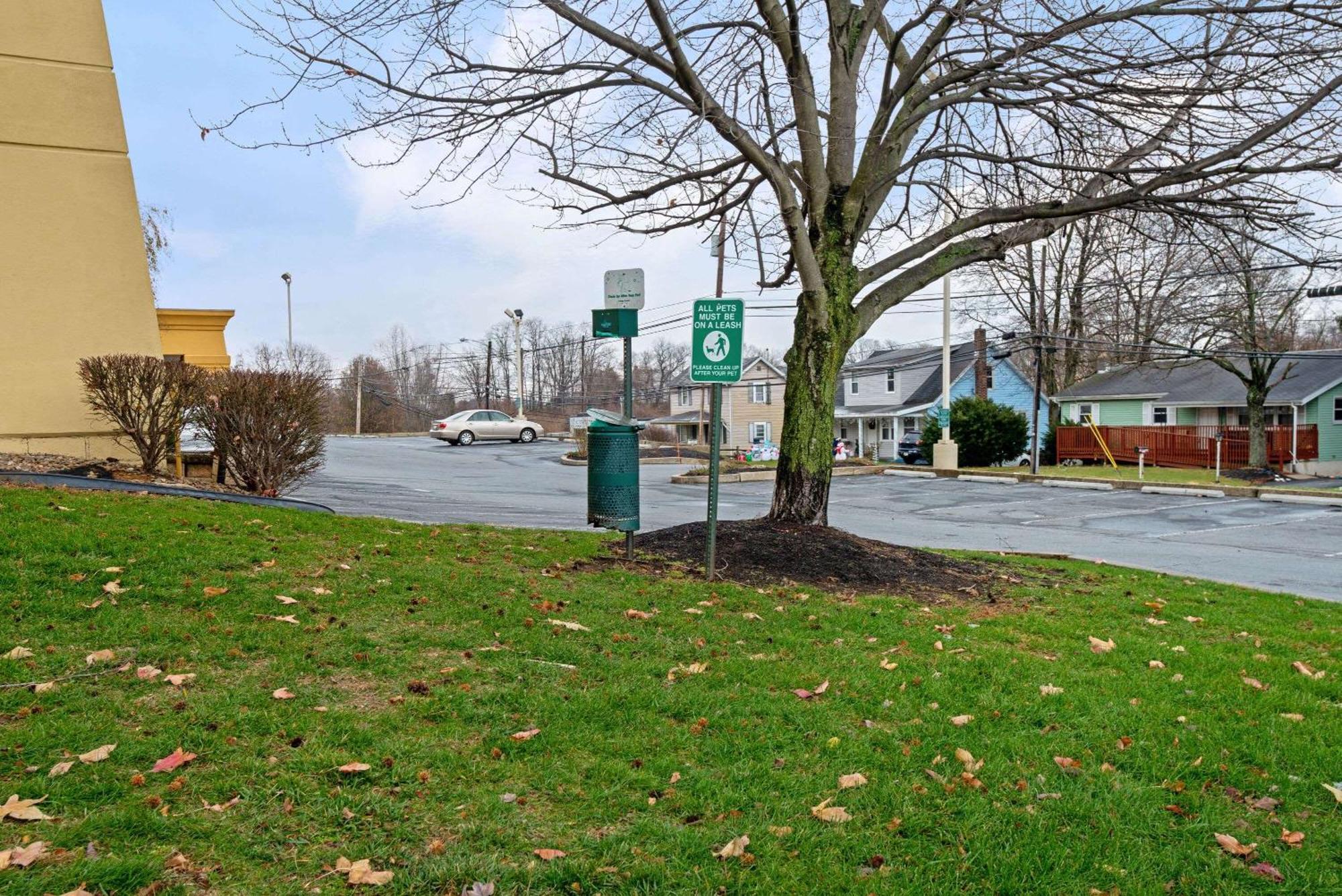 La Quinta By Wyndham Harrisburg Airport Hershey Buitenkant foto
