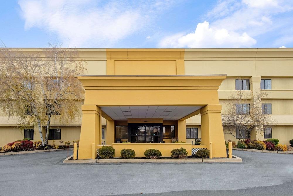 La Quinta By Wyndham Harrisburg Airport Hershey Buitenkant foto