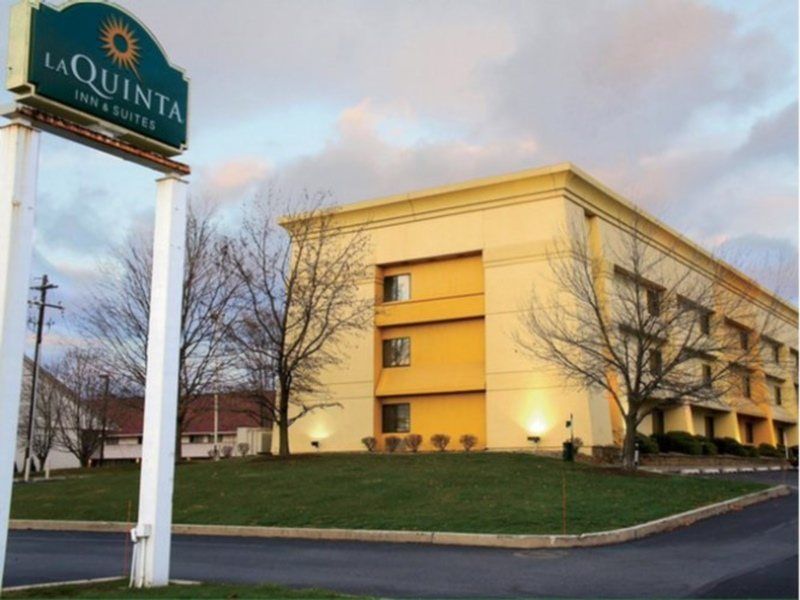 La Quinta By Wyndham Harrisburg Airport Hershey Buitenkant foto
